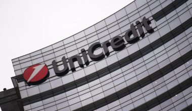 Rome warns its financial giants: Italy first! – POLITICO
