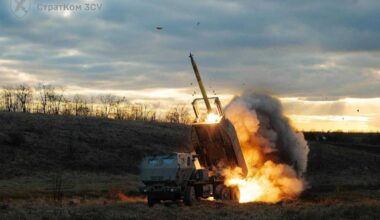 AP: U.S. Resumes Supply of HIMARS Rockets and 155mm Shells to Ukraine