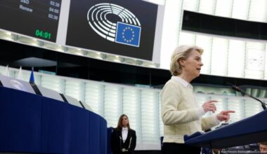 New EU sanctions on Russia 'unprecedented'