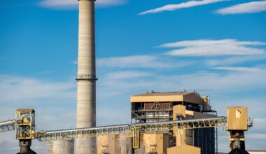 Building new gas power plants would mean higher energy bills. Here’s how the math works. Even after federal tax credits for clean energy development were erased, it’s still more expensive to build new “dispatchable” electric plants. And the wait time to get a new gas turbine is now four to six years