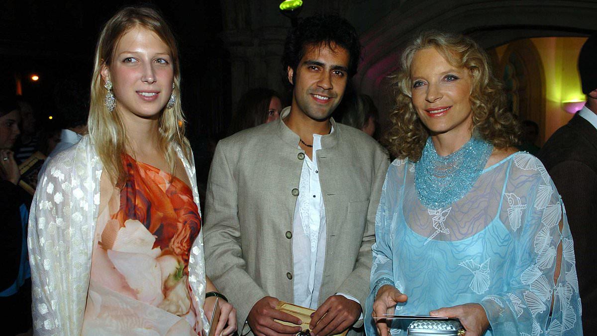 Aatish Taseer alleges racism in Royal family