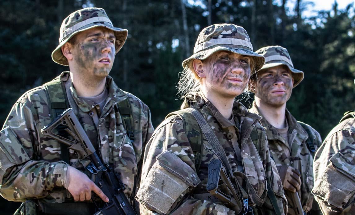 Nu er værnepligten fuldt ligestillet