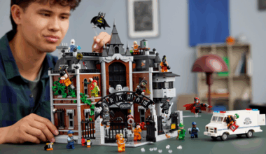 Lego reveals new Batman Arkham Asylum setToy World Magazine