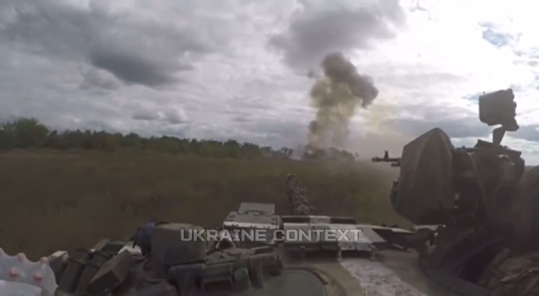 Ukrainian T-72B1 destroyed a Russian BMD and hit enemy positions from close distance. Date and location not disclosed.