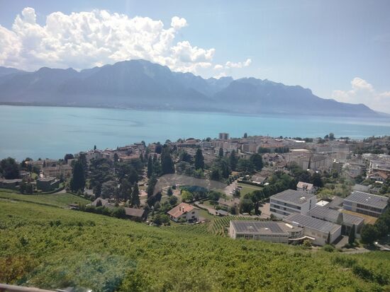 Montreux4.jpg Montreux4.jpg