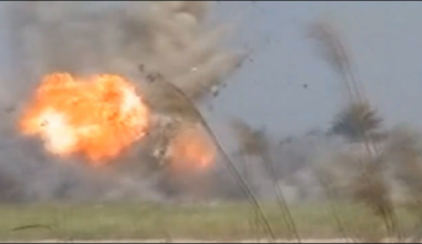 US Bradley gets blown up by an IED - Taji, Iraq 2006~2007