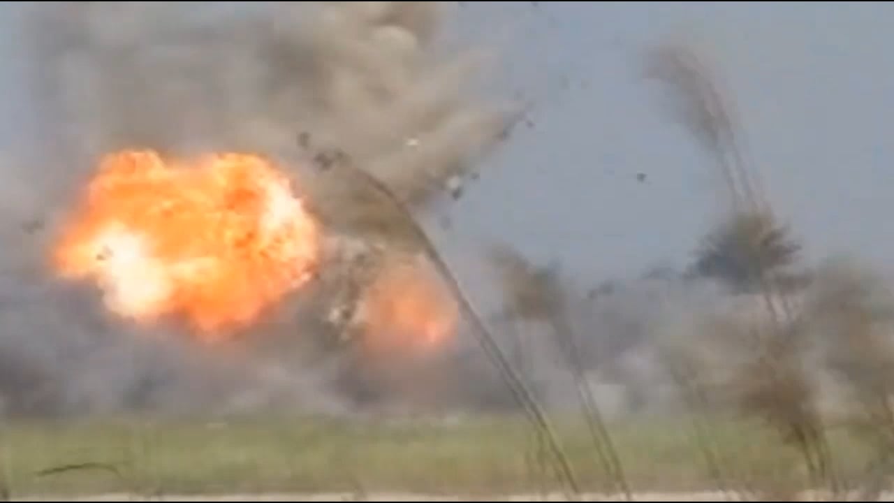 US Bradley gets blown up by an IED - Taji, Iraq 2006~2007