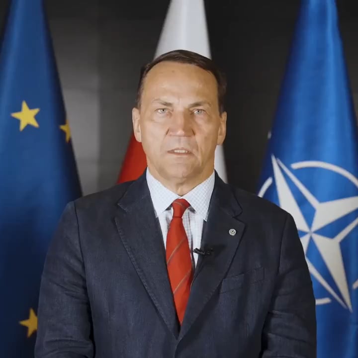 Radosław Sikorski - Apeluję o opamiętanie. Nie ma przyzwolenia na nasilającą się kampanię rasizmu i napędzany przez nią antysemityzm. Nie wolno nam być obojętnymi