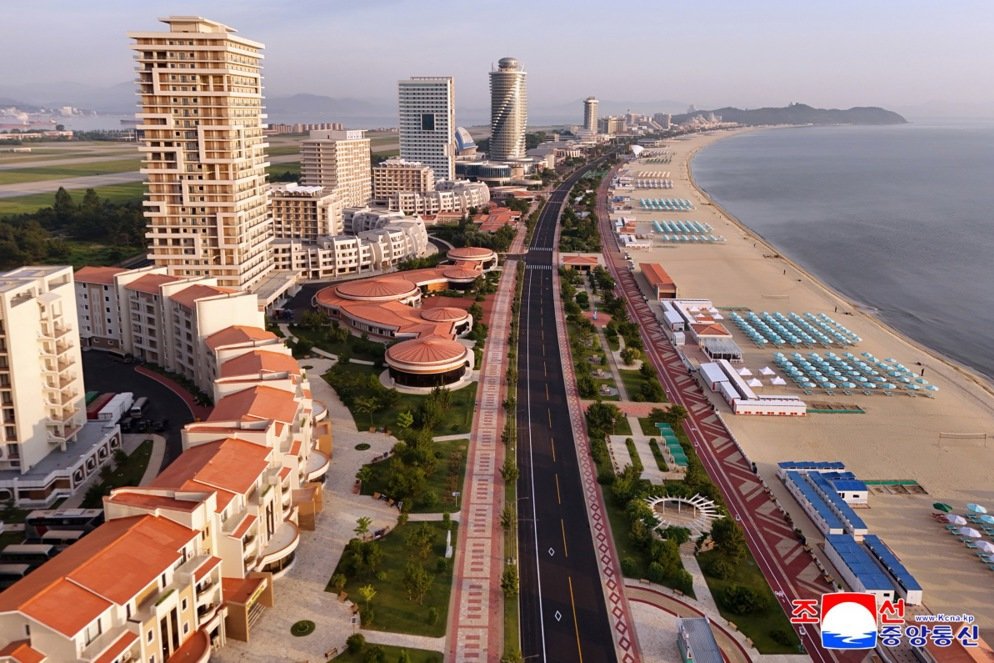 North Korea suspends foreign tourism to new beach resort