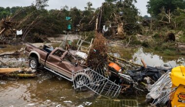 U.S. rocked by four 1-in-1,000-year storms in less than a week