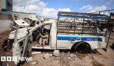 Hamas security officer says group has lost control over most of Gaza