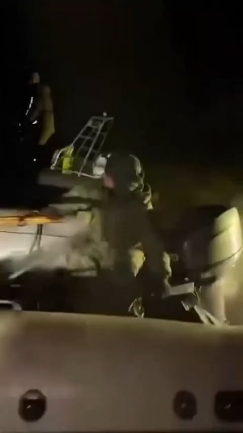 "Russian navy attempting to cross the Dnipro River" (multiple boats ram/collide into each other) (Ru pov) (posted July 2025)