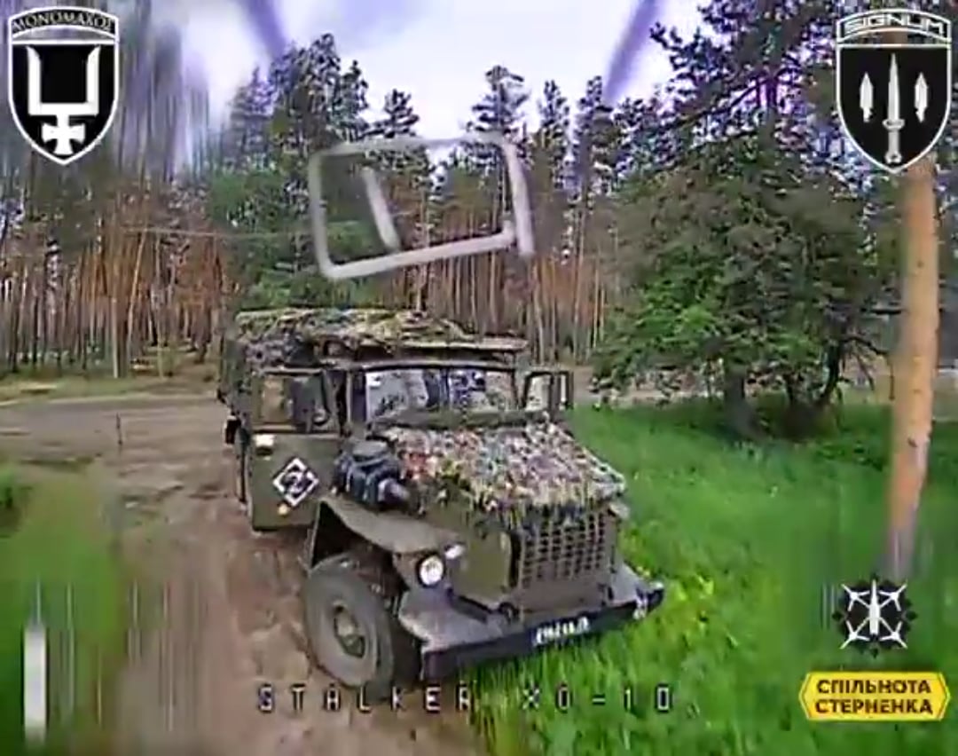 Ukrainian fiber optic drone of the SIGNUM Battalion hit a Russian logistic truck. Lyman direction. Published 04.07.2025