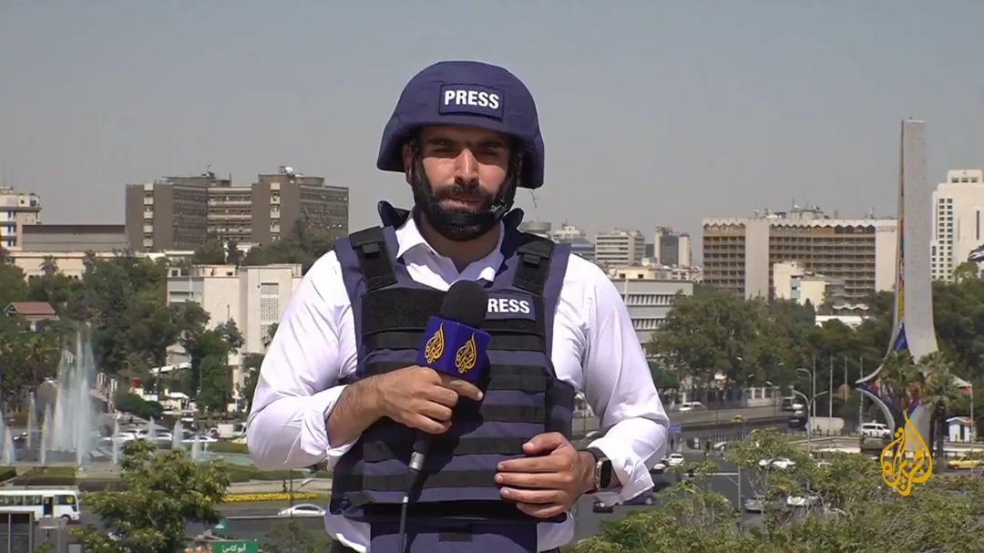 Footage of Israel attacking Syrian Ministry of Defense during Al Jazeera Arabic live report