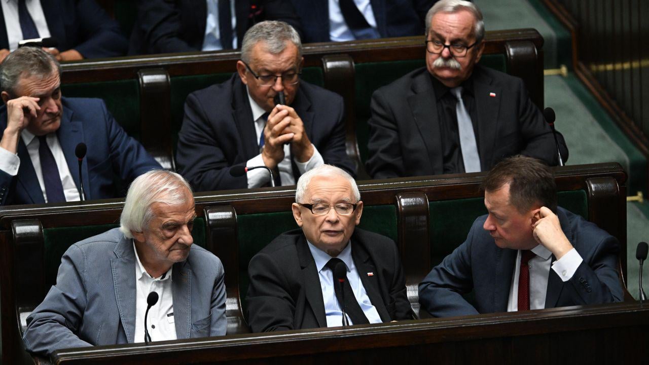 Poland’s largest opposition party ahead of ruling coalition in popularity, new poll shows