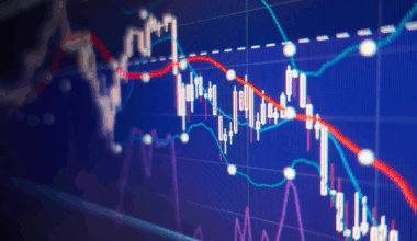 Oil Slips on Stronger Dollar, Trade Doubts