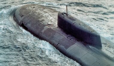 An elevated port side view of the forward section of a Soviet Oscar Class nuclear-powered attack submarine. (Soviet Military Power, 1986) Image Credit: Creative Commons.