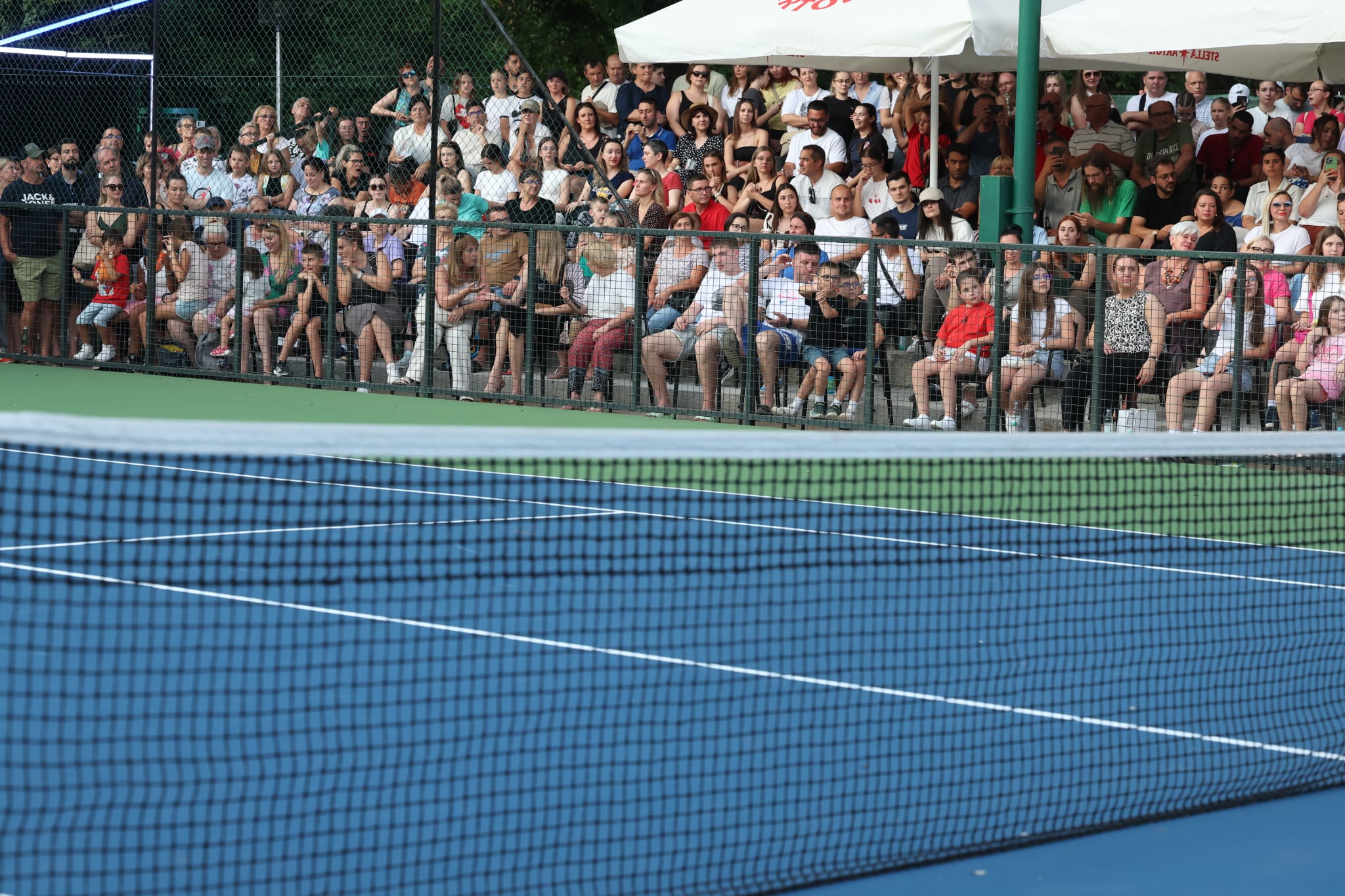 Osijek tennis courts Hingis, Pierce, Bartoli, Majoli, Vekic