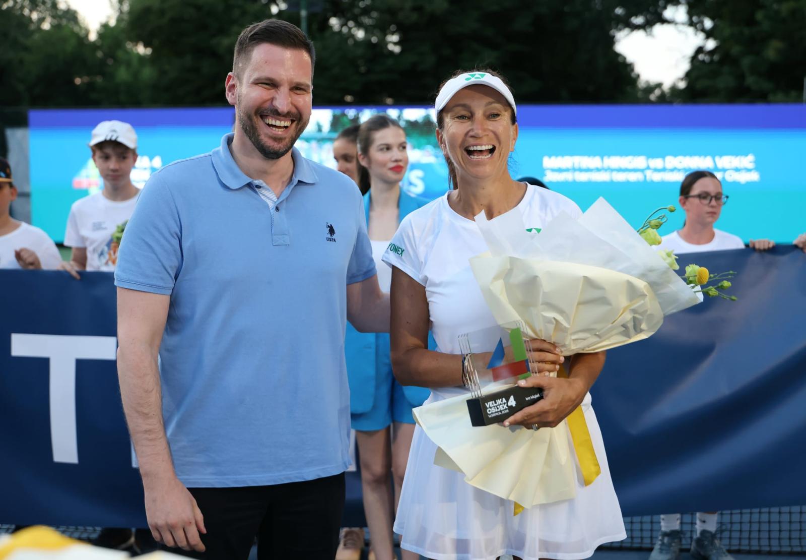 Osijek tennis courts Hingis, Pierce, Bartoli, Majoli, Vekic