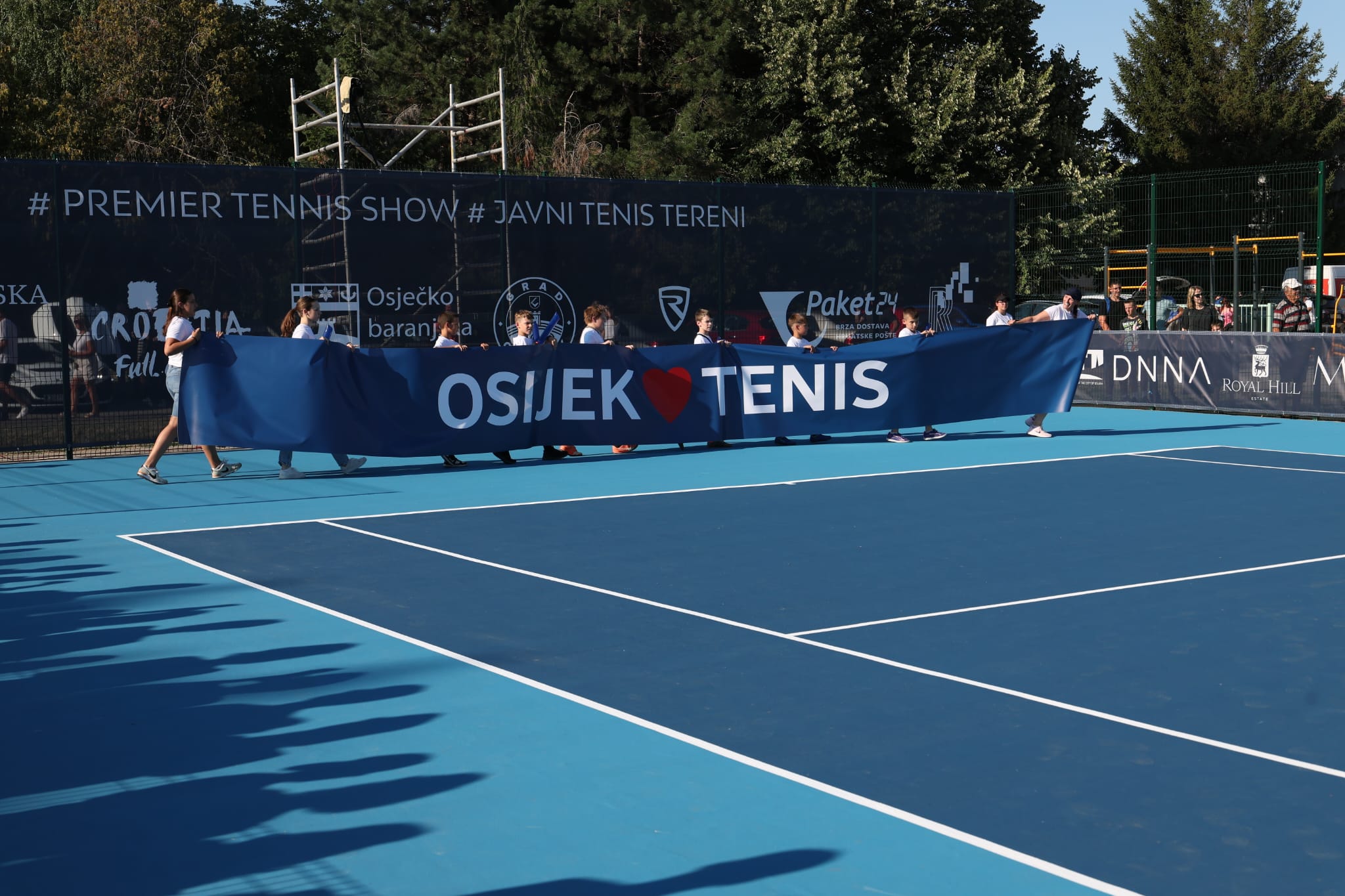 Osijek tennis courts Hingis, Pierce, Bartoli, Majoli, Vekic