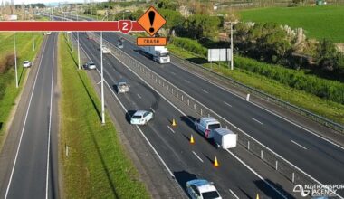 Pāpāmoa: State Highway 2 reopens after crash near Bruce Rd; five injured