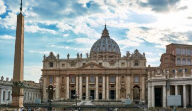 Want to work at the Vatican? There’s a website for that