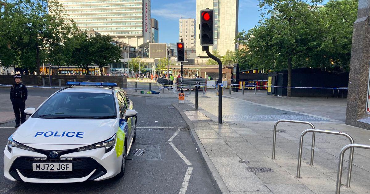 Major incident at Manchester city centre green space after 'multiple people stabbed'