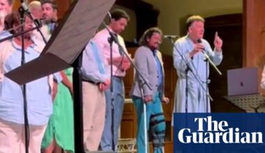 ‘Terrible racket’: bishop in dressing gown shuts down London choir concert