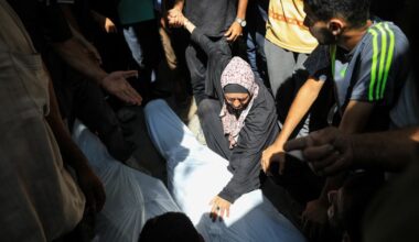 Gazans criticise 'weak' Hamas as war drags on and lawlessness rules