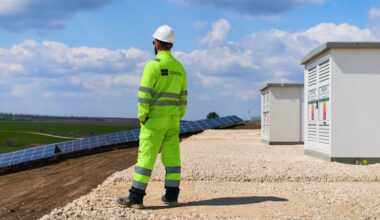Solaris Holding launches production at large hybrid renewable energy park in Bulgaria
