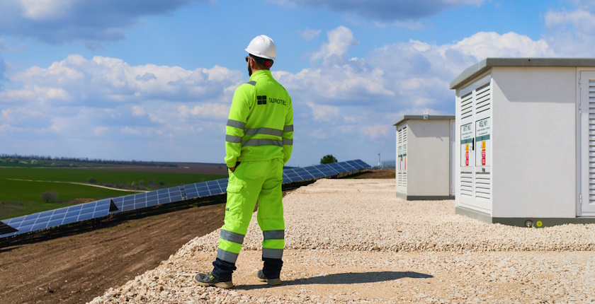 Solaris Holding launches production at large hybrid renewable energy park in Bulgaria