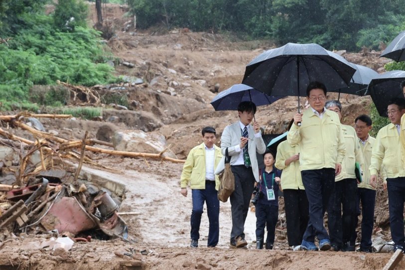 South Korea's president proclaims disaster after 19 die in flooding
