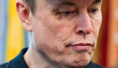 ‘Elon is gambling’ — How Tesla is proving doubters right on why its robotaxi service cannot scale. Any robotaxi service needs to be virtually flawless in order to scale safely—yet with Tesla there’s no sign of that. “These issues prove Tesla should never have launched even with just 10 vehicles.”