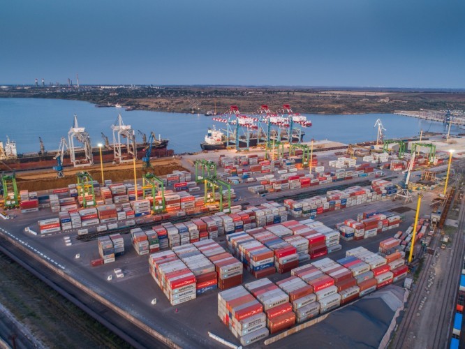 Ukrainian Ports: Rebuilding maritime infrastructure with hidden geopolitical currents