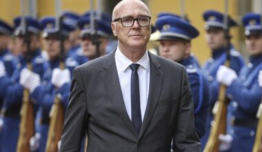 Defence Minister Pfister stresses importance of Swiss mission in Balkans