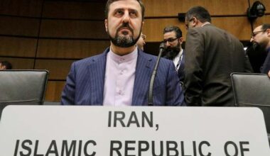 Europeans and Iran meet in Istanbul as the return of sanctions looms over nuclear deadlock