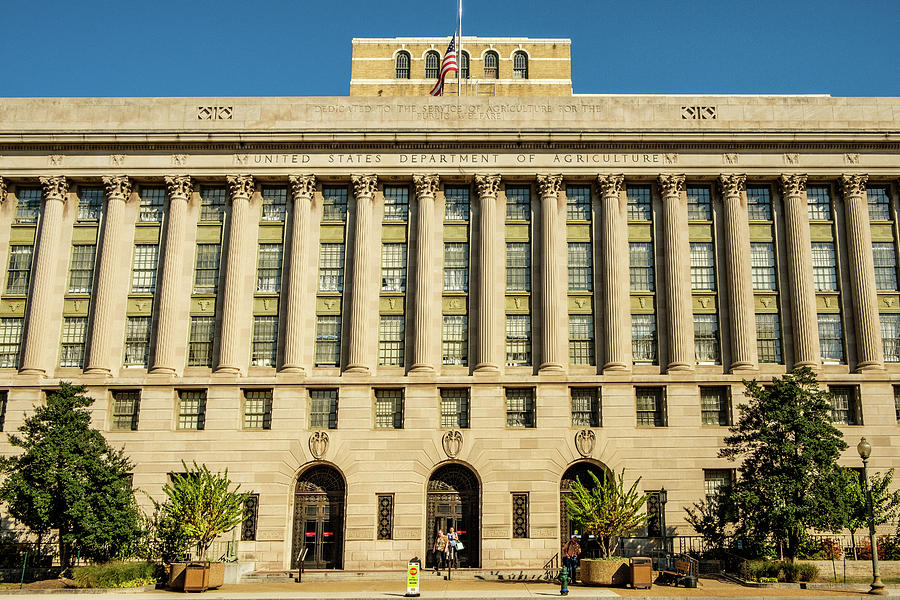 USDA to relocate more than half of D.C. area employees under reorganization plan