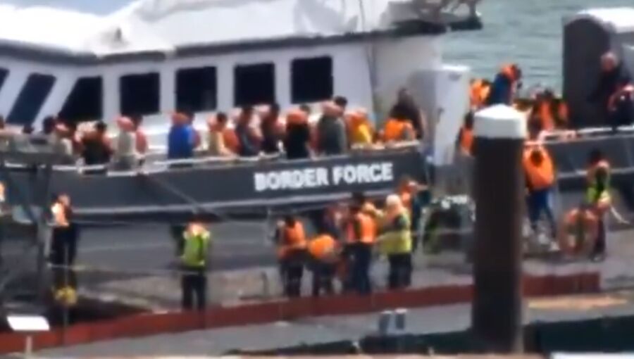 bne IntelliNews - English Channel migrant arrivals exceed 25,000 in record time