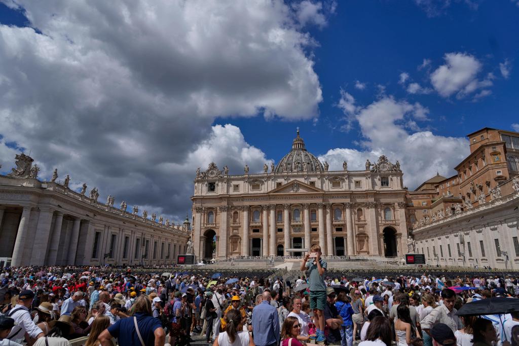 Vatican reports good profit on investments and real estate as Pope Leo XIV tackles financial crisis – Chicago Tribune