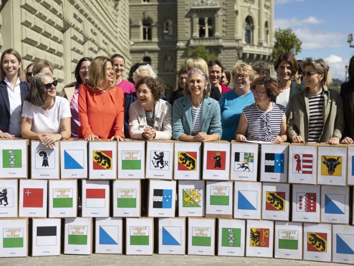 Swiss group launches referendum against individual taxation