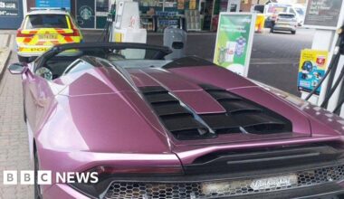 Purple Lamborghini seized in Luton over anti-social driving