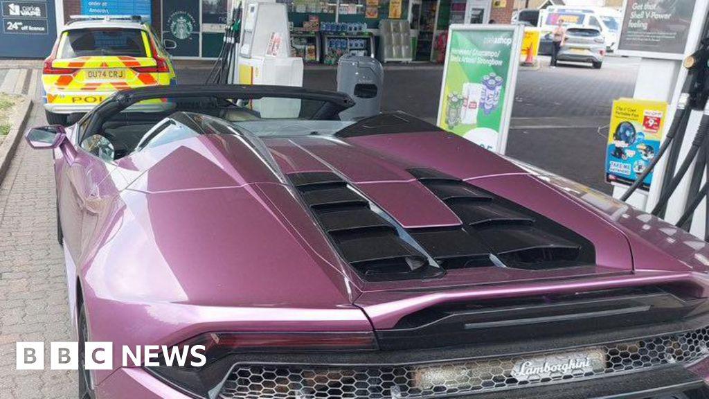 Purple Lamborghini seized in Luton over anti-social driving