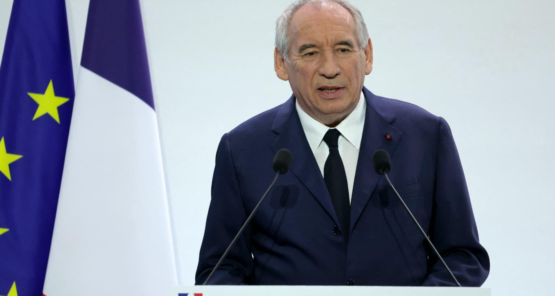 "Je propose le lundi de Pâques et le 8-Mai": Bayrou confirme vouloir supprimer 2 jours fériés, la France n'en aurait plus que 9