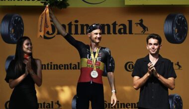 Tim Wellens heeft ‘trilogie’ beet na eerste ritzege in de Tour: “Ik was zo blij dat ik aan de streep mijn fiets vergat in de lucht te steken”