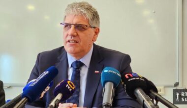 Poklukar poziva romsko skupnost in druge: Vzdržite se nasilnih napadov