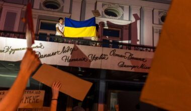 E.U. Cuts Aid to Ukraine Over Corruption Concerns
