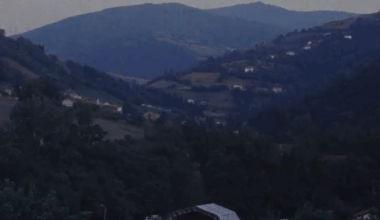Un vídeo excelente sobre los festivales 'periféricos' y por qué hay que apoyarlos. Existen festivales que merecen la pena.