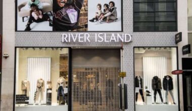 River Island, which has stores in Broadstairs, Canterbury, Maidstone and Bluewater, reportedly ‘facing collapse’