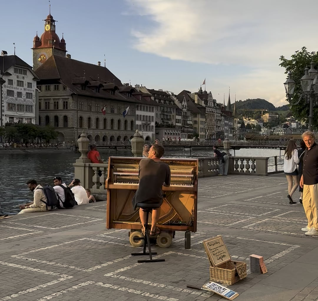 Help find this Luzern street performer / song
