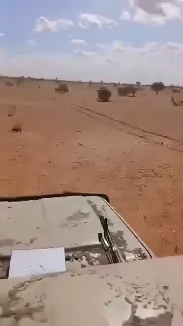Sudanese army vehicle used to ram RSF vehicle, location unknown.